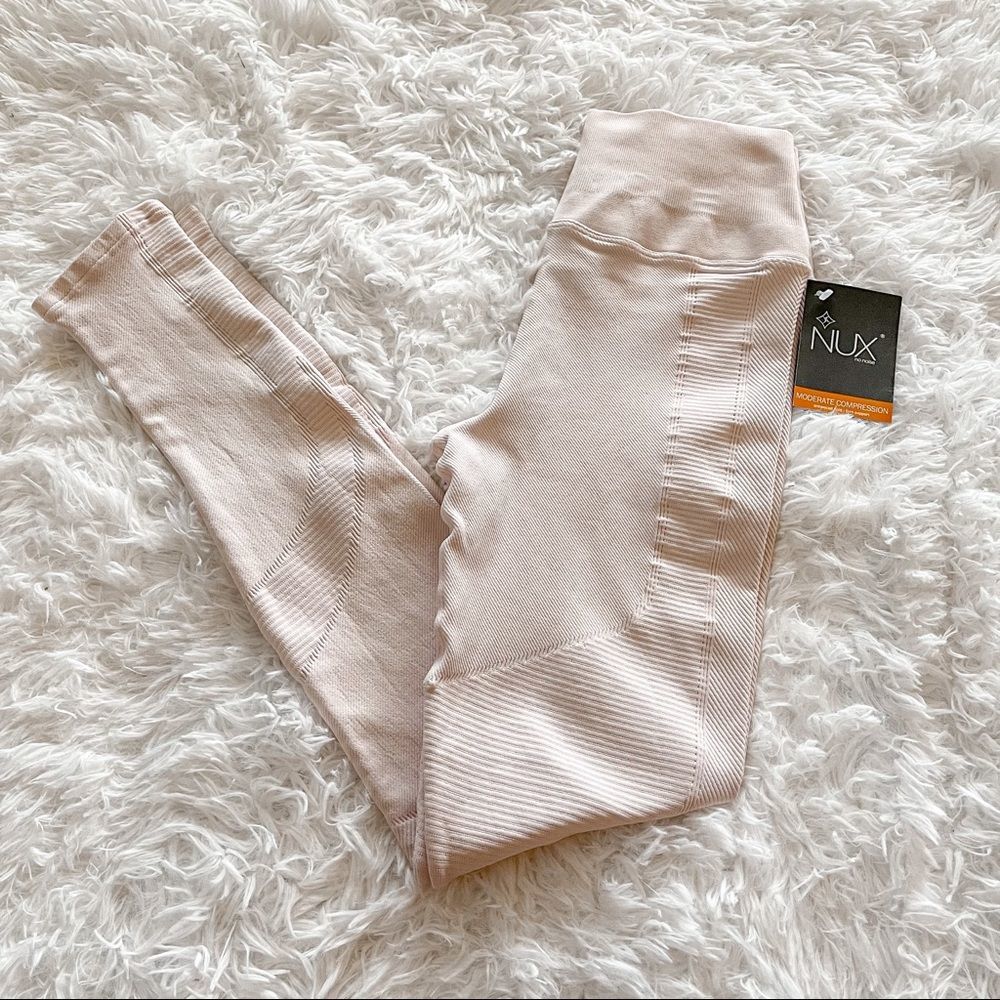NUX Light Pink Shapeshifter Moderate Compression Exercise Leggings SZ M BNWT